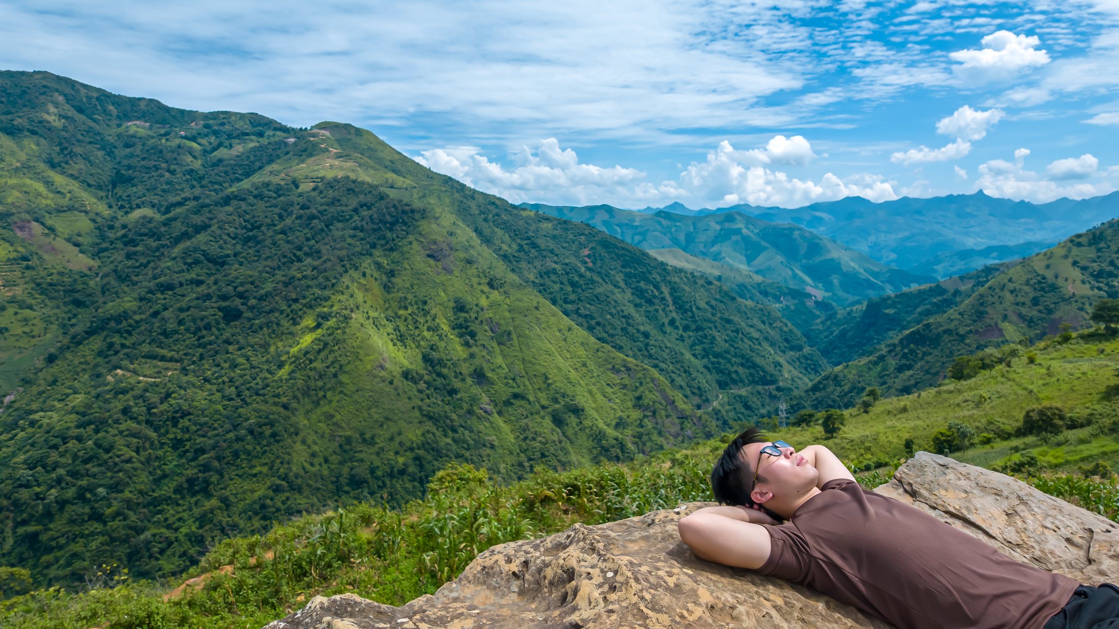 Tà Xùa nhìn từ trên cao